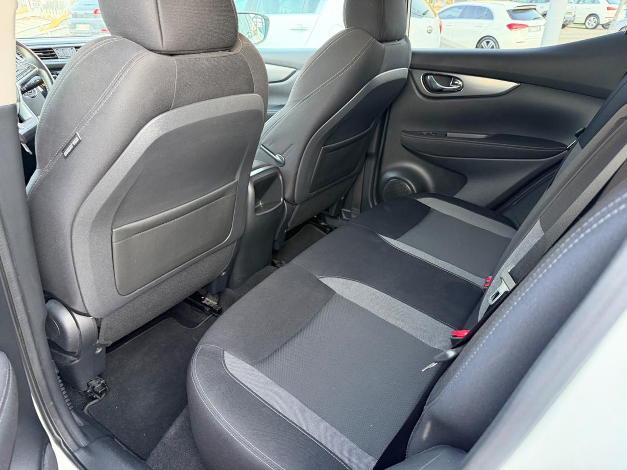 Nissan Qashqai 1.6 dCi 2WD N-Connecta