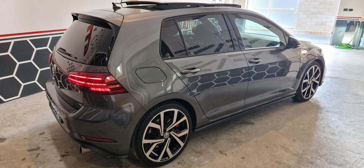 Volkswagen Golf GTI Performance 2.0 245 CV TSI DSG 5p. BMT