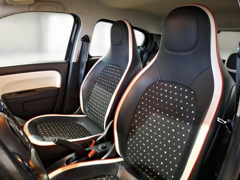 RENAULT TWINGO 0.9 TCE 95 SIGNATURE EDC 5 PORTE BERLINA