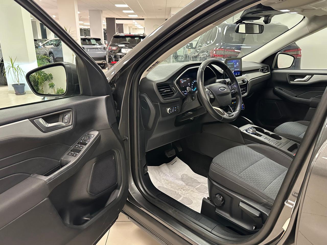 Ford Kuga 1.5 EcoBlue 120 CV aut. 2WD Connect 2021