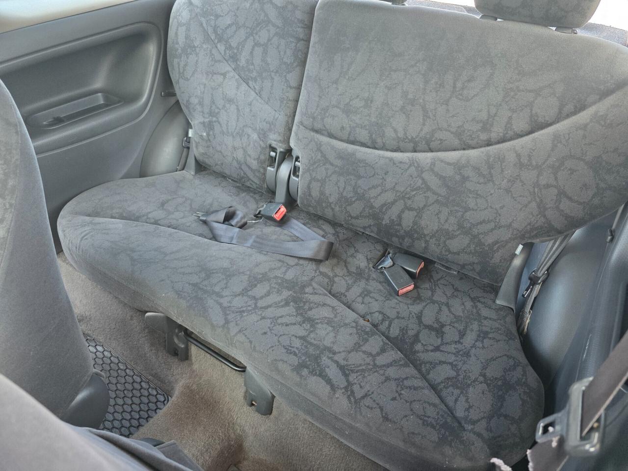 Toyota Yaris 1.4 Tdi D-4D cat con 207.000km Neopatentati ok