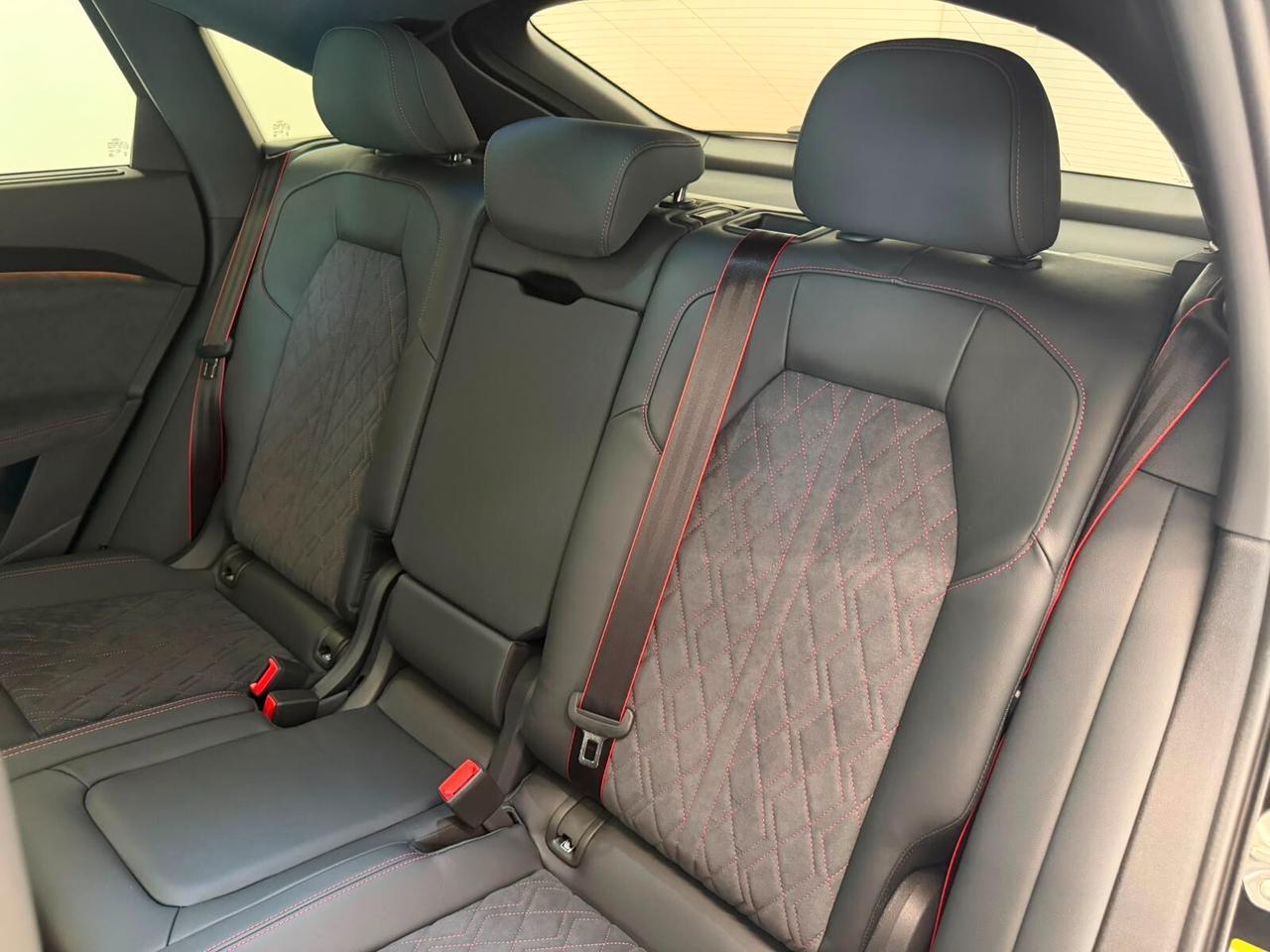 Audi Q5 SPB 40 TDI S tronic line plus - Carbon