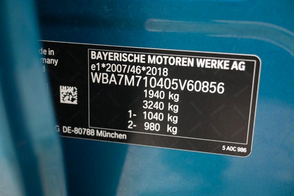 BMW 116D 115CV STEPTRONIC BUSINESS DESIGN ( FARI LED - BMW DIGITAL COCKPIT - TETTO PANORAMICO APR. - NAVI - MIRROR - PARK ASSISTANT - TELECAMERA POST. - CERCHI 17 )