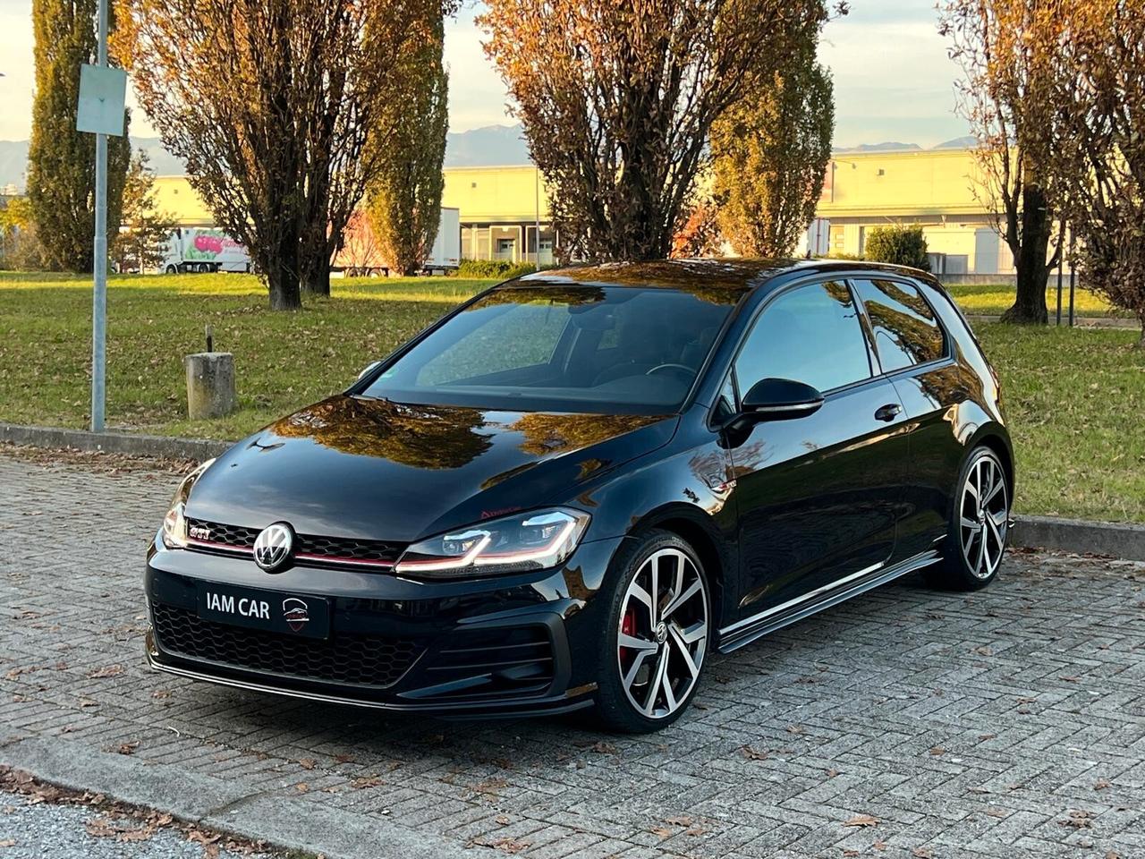 Volkswagen Golf GTI Performance 2.0 245 CV TSI DSG 3p. BMT