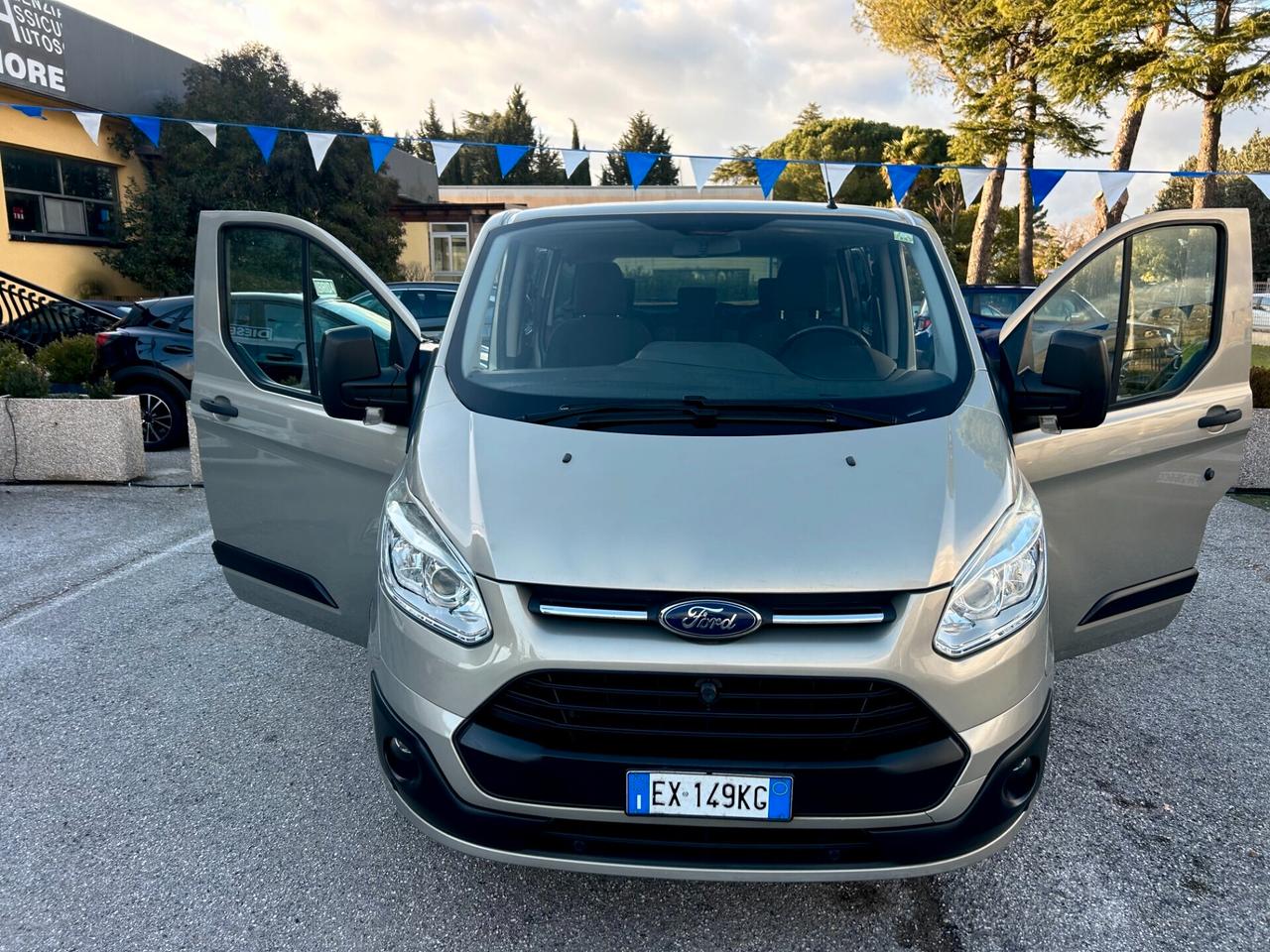 Ford Tourneo Custom 125CV Titanium 8 POSTI