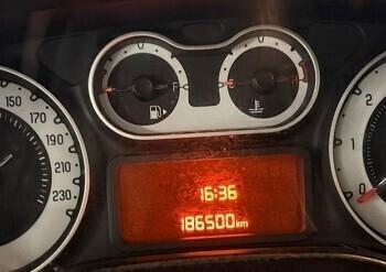 FIAT 500L METANO ORIG. FIAT e benzina CV 85 X NEOPATENTATI Km 186.500 garanzia 12 mesi