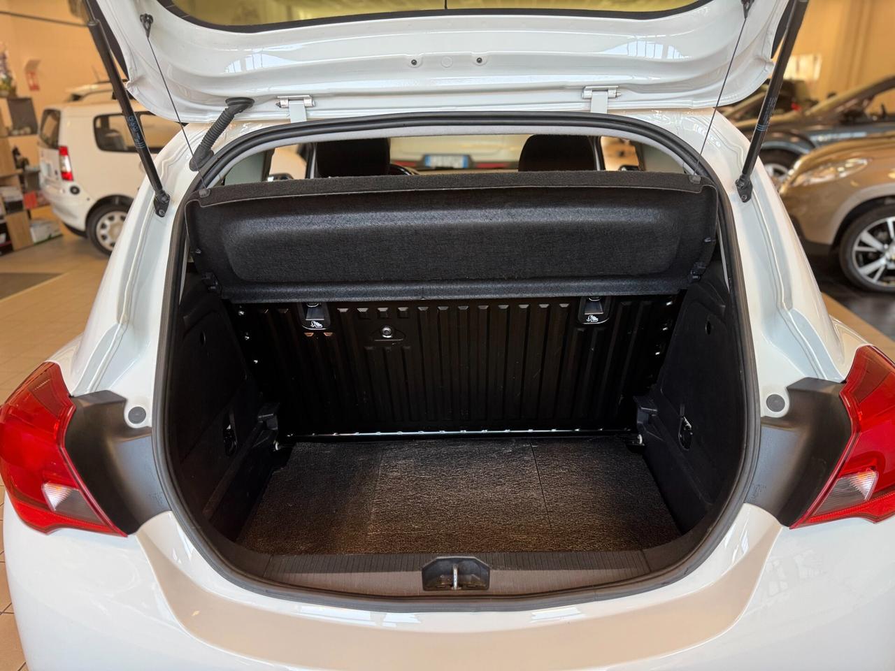 Opel Corsa 1.3 CDTI Coupé b-Color