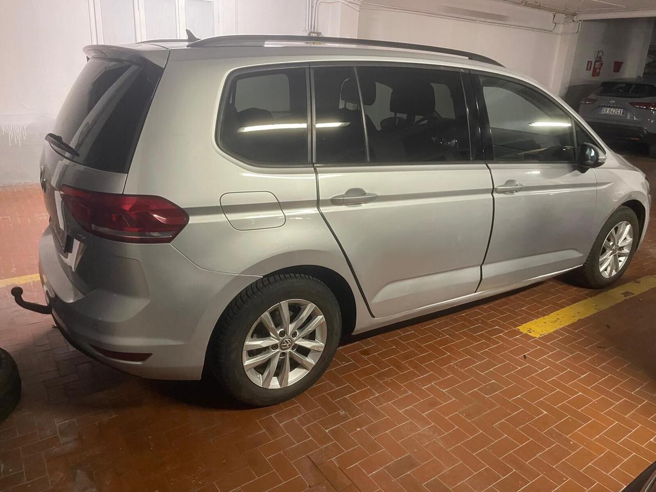 Volkswagen Touran 1.6 TDI 115 CV SCR DSG Executive BlueMotion Tech.