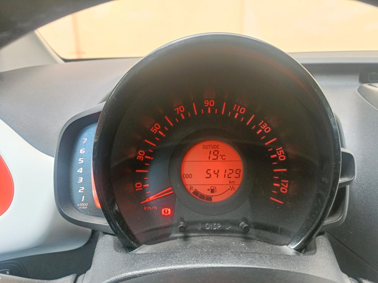 Peugeot 108 VTi 68 5 porte Roland Garros TOP!