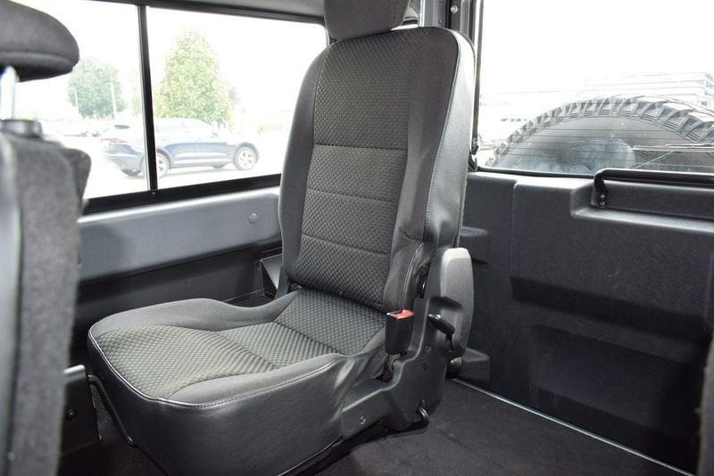 Land Rover Defender Defender 110 2.2 TD4 Station Wagon E N1