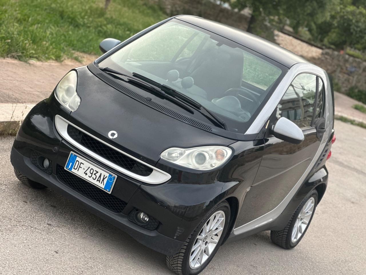 Smart FORTWO 1.0 52 kW - SOLO 115 MILA KM