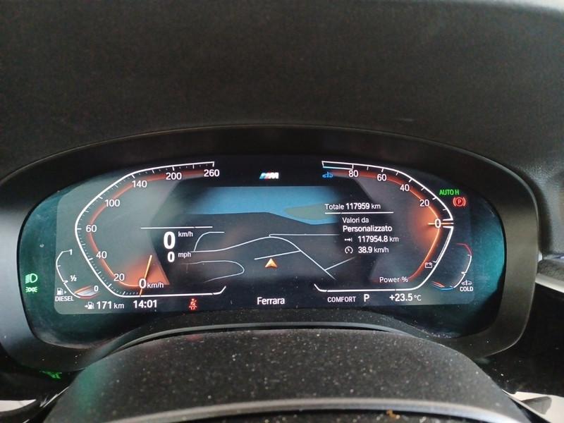 BMW 520 AUTO M SPORT MH48V 4 PORTE BERLINA