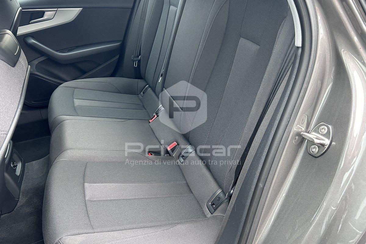 AUDI A4 Avant 40 TDI quattro S tronic S line edition