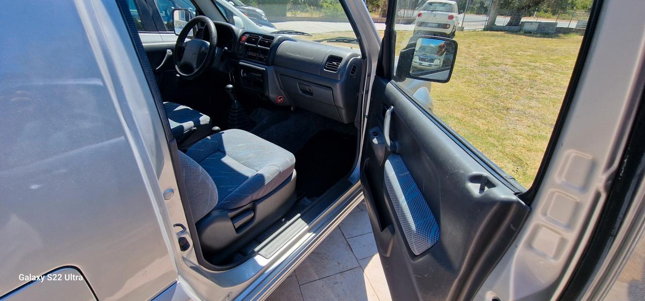 Suzuki Jimny 1.3i 16V cat 4WD JLX