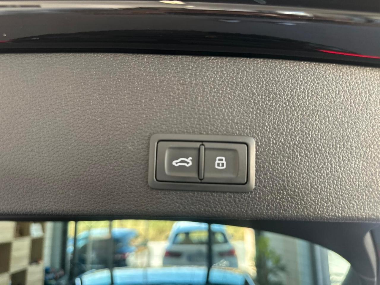Audi Q2 30 TDI S line S Tronic Matrix 2023