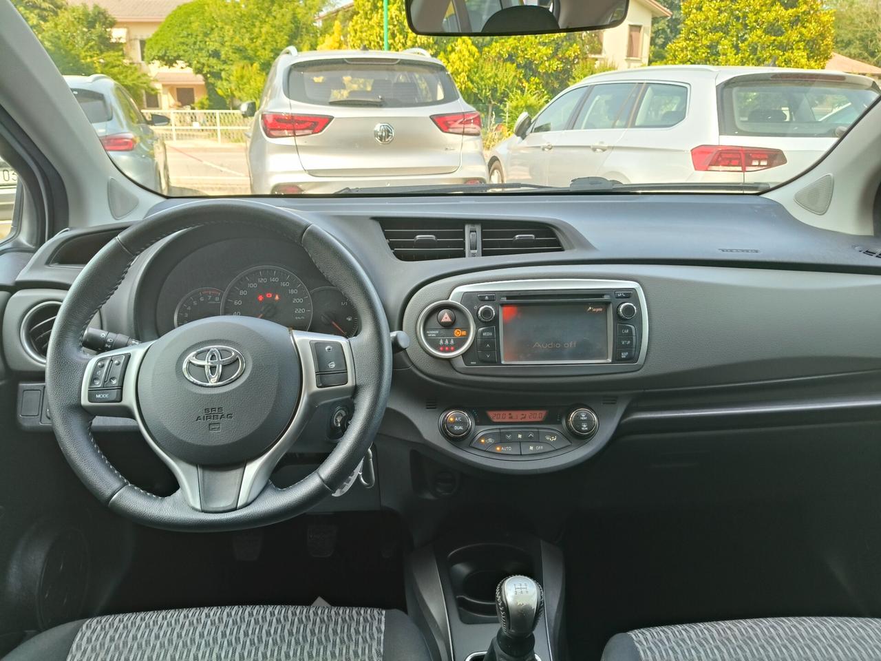 Toyota Yaris 1.0 5 porte Lounge