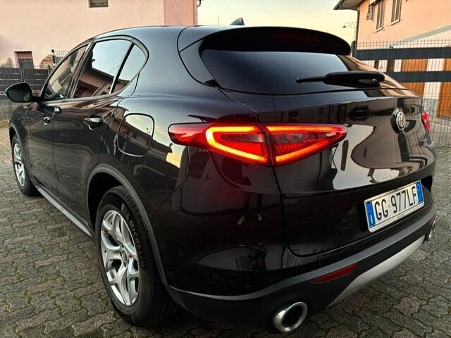 Alfa Romeo Stelvio 2.2 Turbodiesel 190 CV AT8 RWD Executive