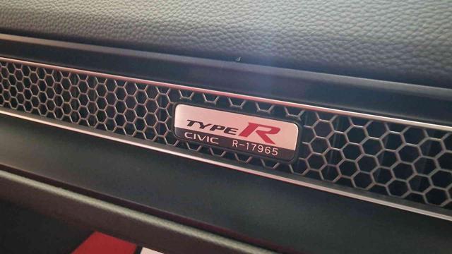 HONDA Civic 2.0 Type-R CHAMPIONSHIP WHITE! IVA DEDUCIBILE!
