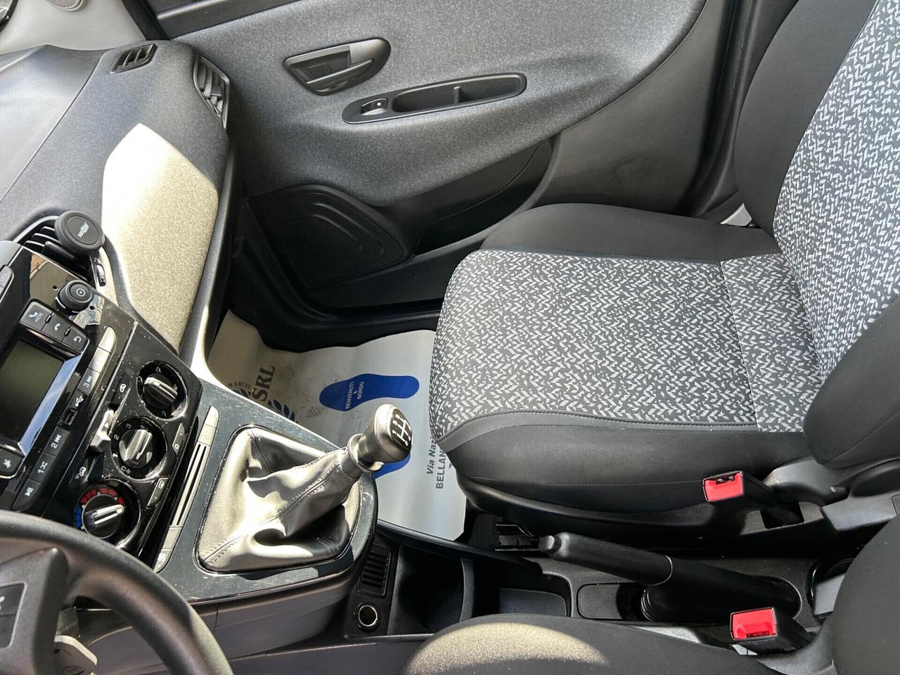 Lancia Ypsilon 1.2 GPL DI SERIE ( Motore FIRE)