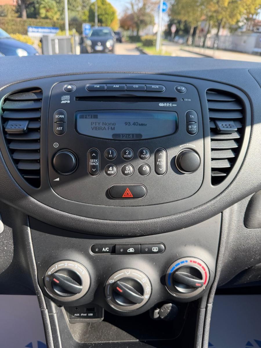 HYUNDAI - i10 - 1.1 12V Active