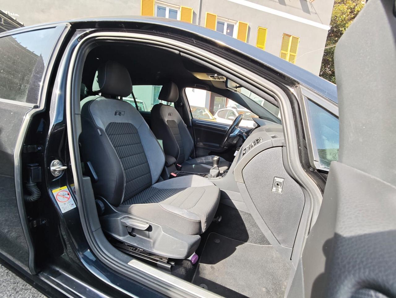 Volkswagen Golf 2.0 TDI 5p. R-LINE