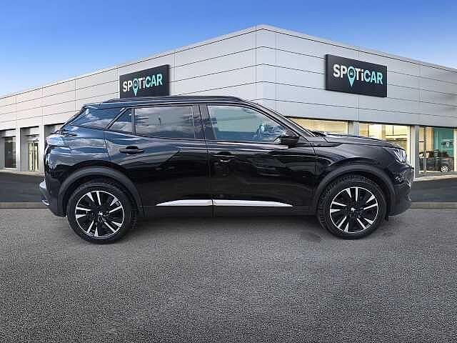 Peugeot 2008 motore elettrico 136 CV GT