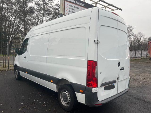 MERCEDES-BENZ SPRINTER 311 2.1 CDI F 39/33 E6