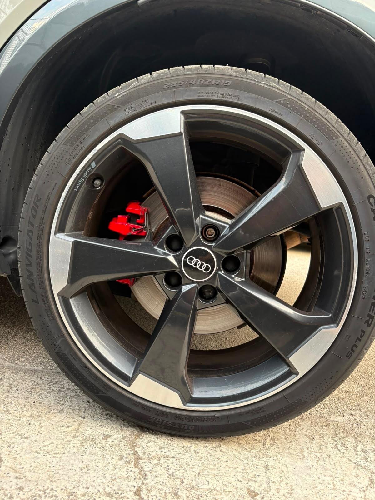Audi Q2 SQ2 TFSI quattro S tronic