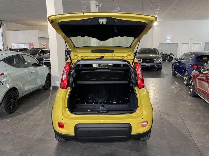 FIAT Panda 1.0 FireFly S&S Hybrid Pandina