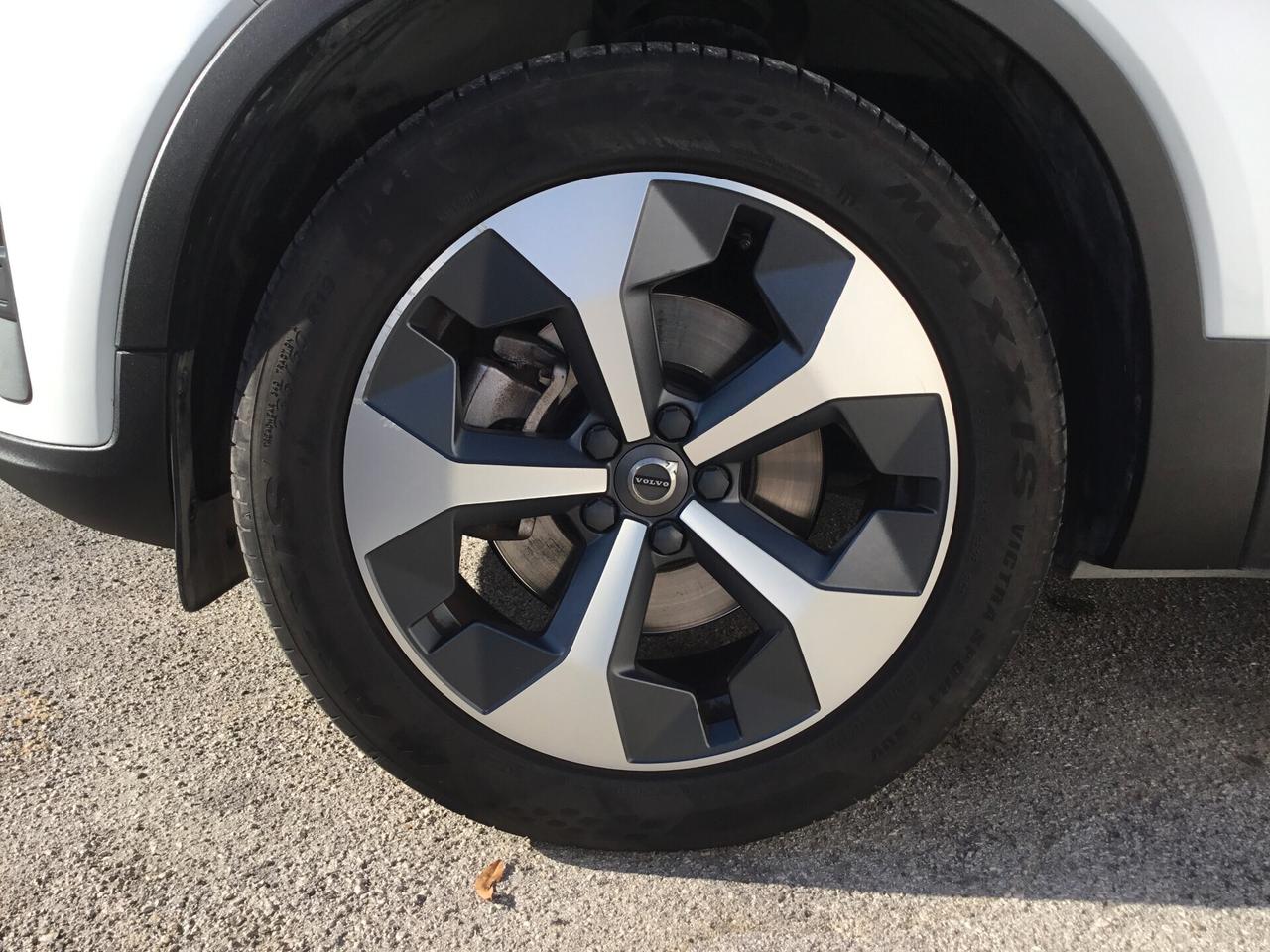Volvo XC40 B3 automatico Core