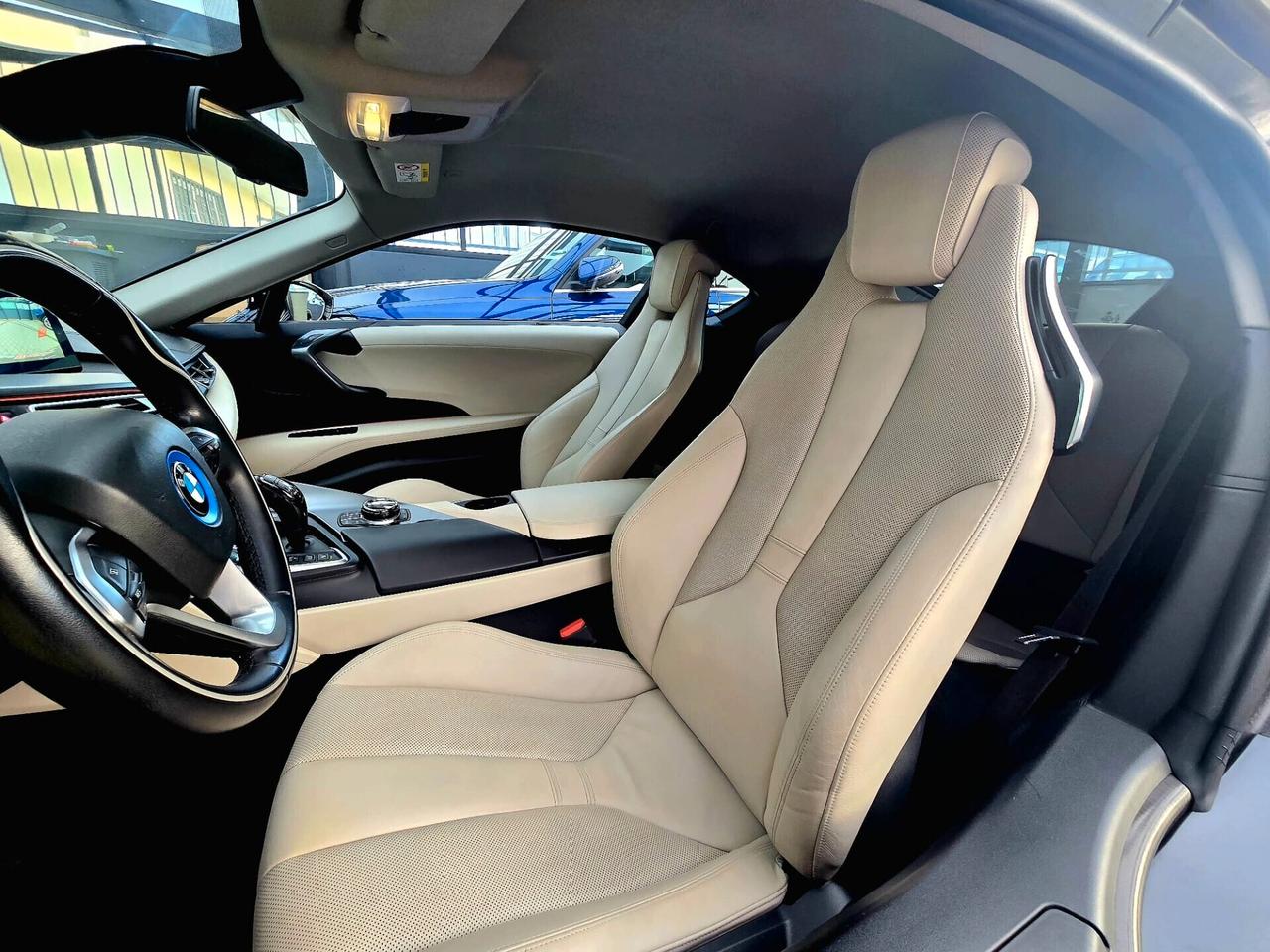 BMW i8 COUPE 374cv RESTYLING (i12) PLUG-IN