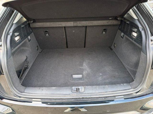 AUDI Q2 30 TDI Business