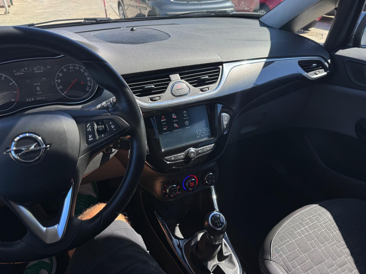 Opel Corsa 1.2 69CV COSMO/CAR PLAY/69.000km