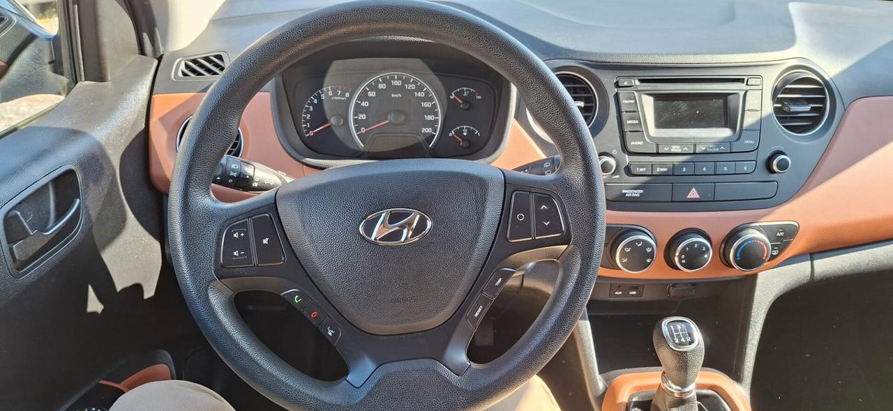 Hyundai i10 1.0 MPI Login