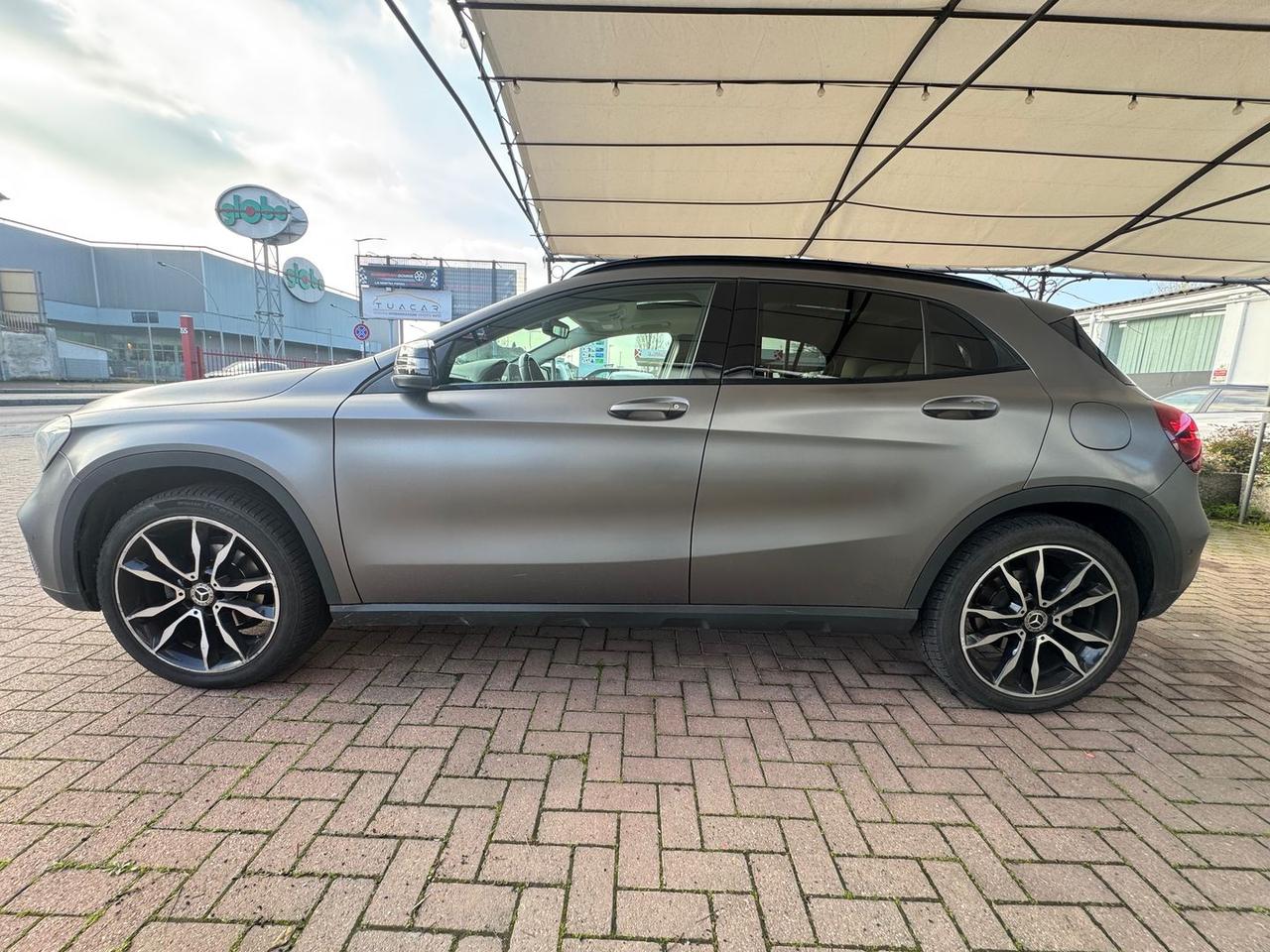Mercedes-Benz GLA 200 Premium GLA 200 D TET #9904