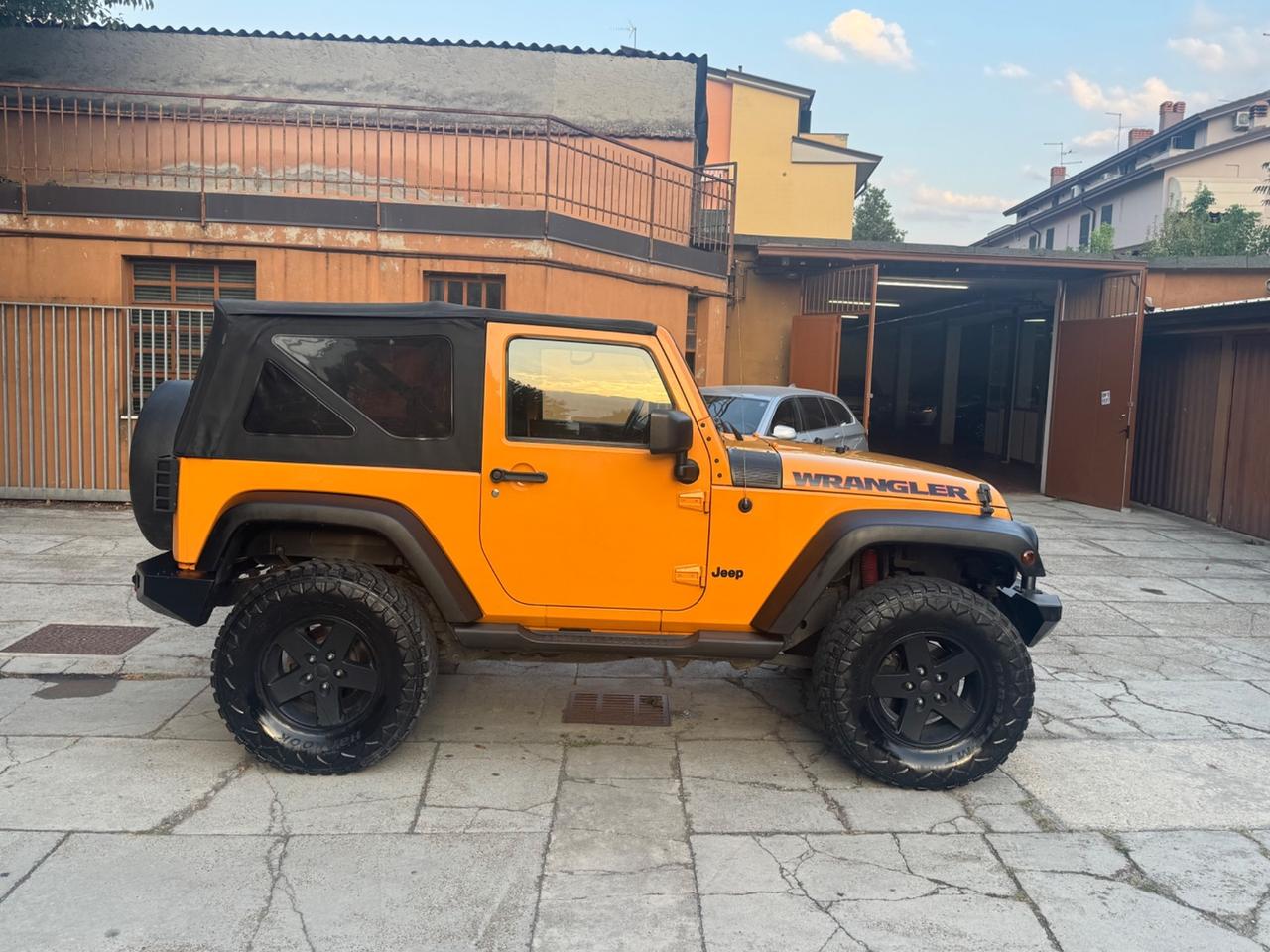 Jeep Wrangler 2.8 CRD DPF Sahara Auto