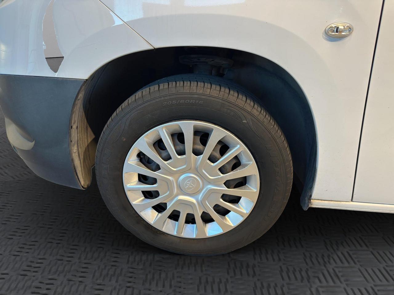 Toyota Proace City 1.5D 100cv MT Comfort