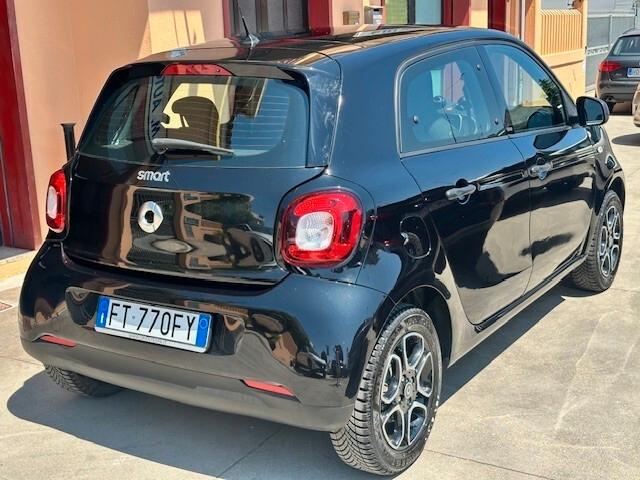 Smart ForFour 70 1.0 twinamic Passion 33.000KM