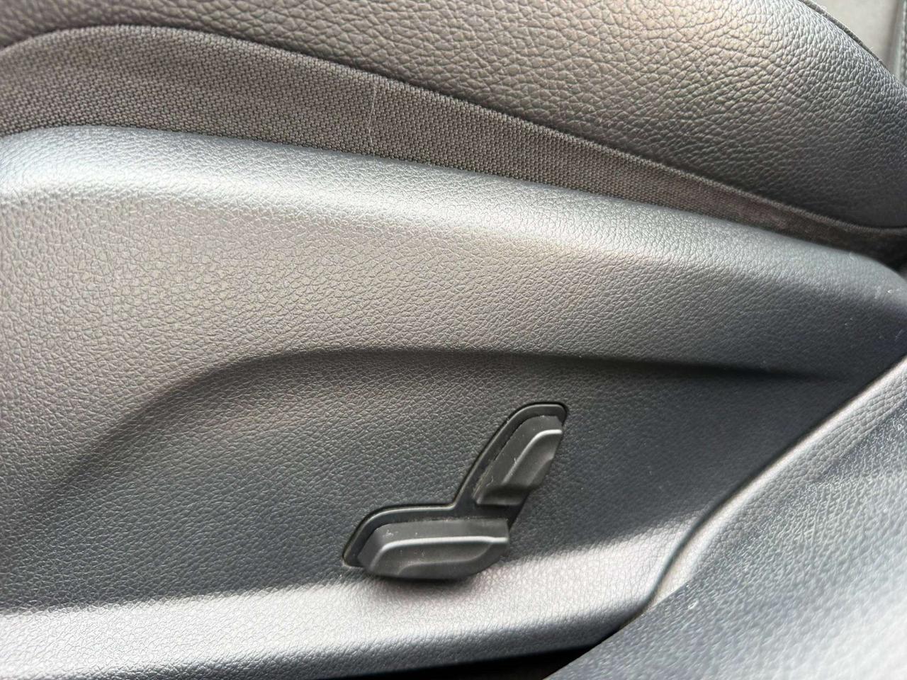 Mercedes-Benz E 220 d 194 CV AMG Premium Plus 4Matic IVA ESPOSTA
