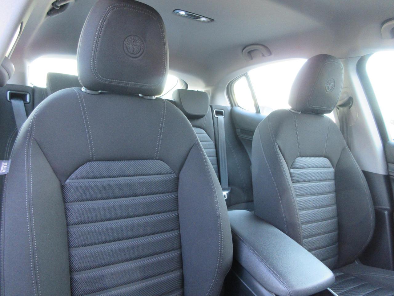 Alfa Romeo Stelvio 2.2 t Business Q4 190cv auto