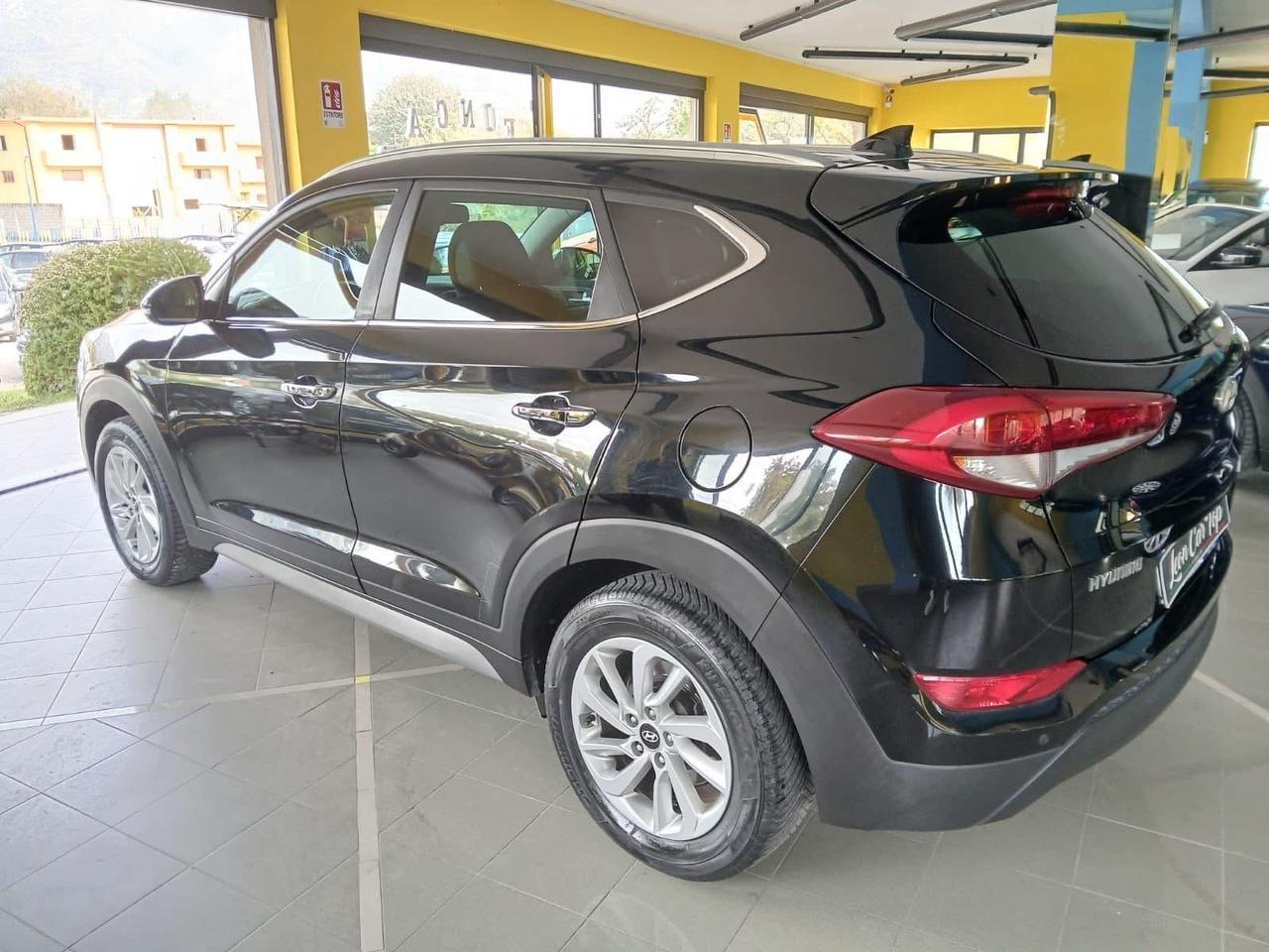 Hyundai Tucson 1.7 CRDi XPossible accetto permute e finanziamenti