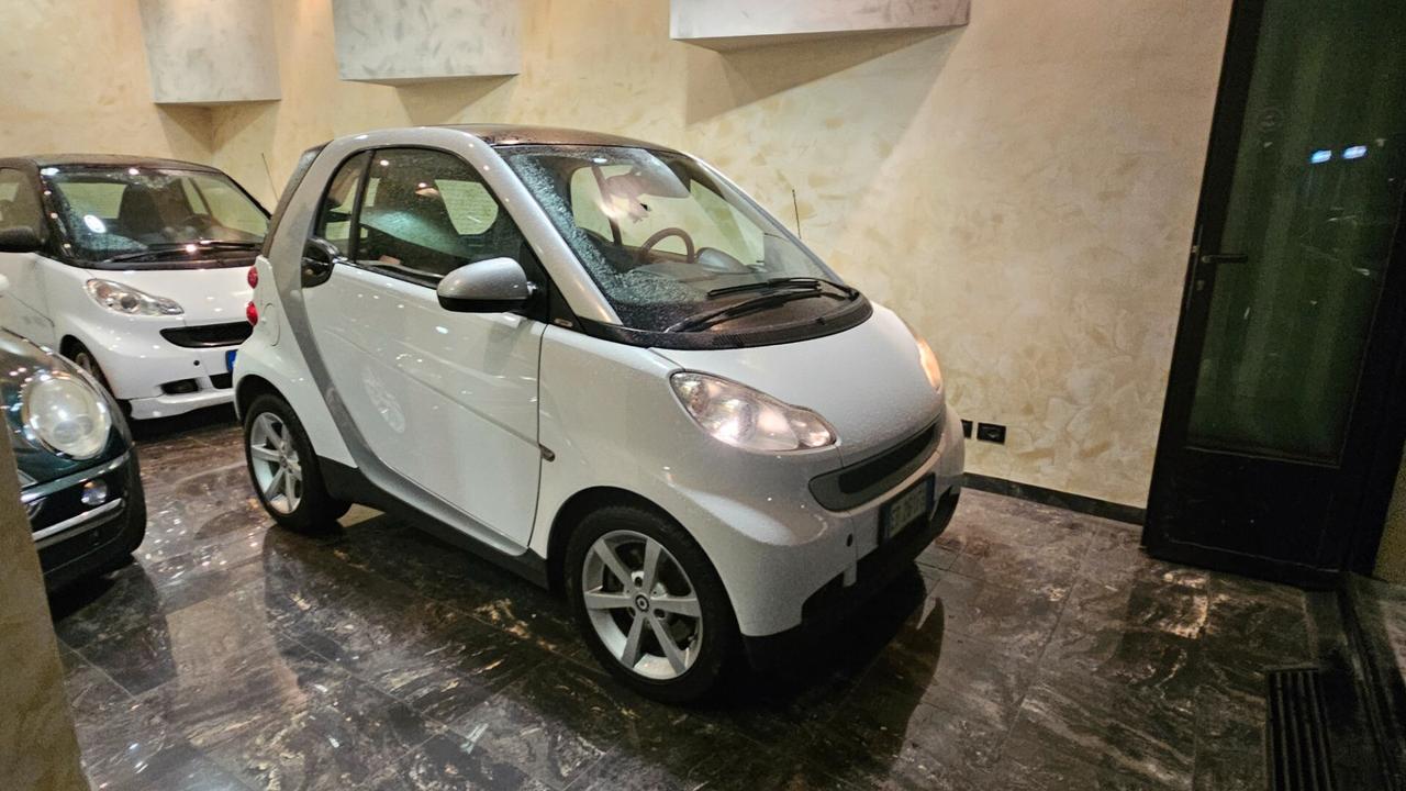 Smart ForTwo 1000 62 kW coupé pulse