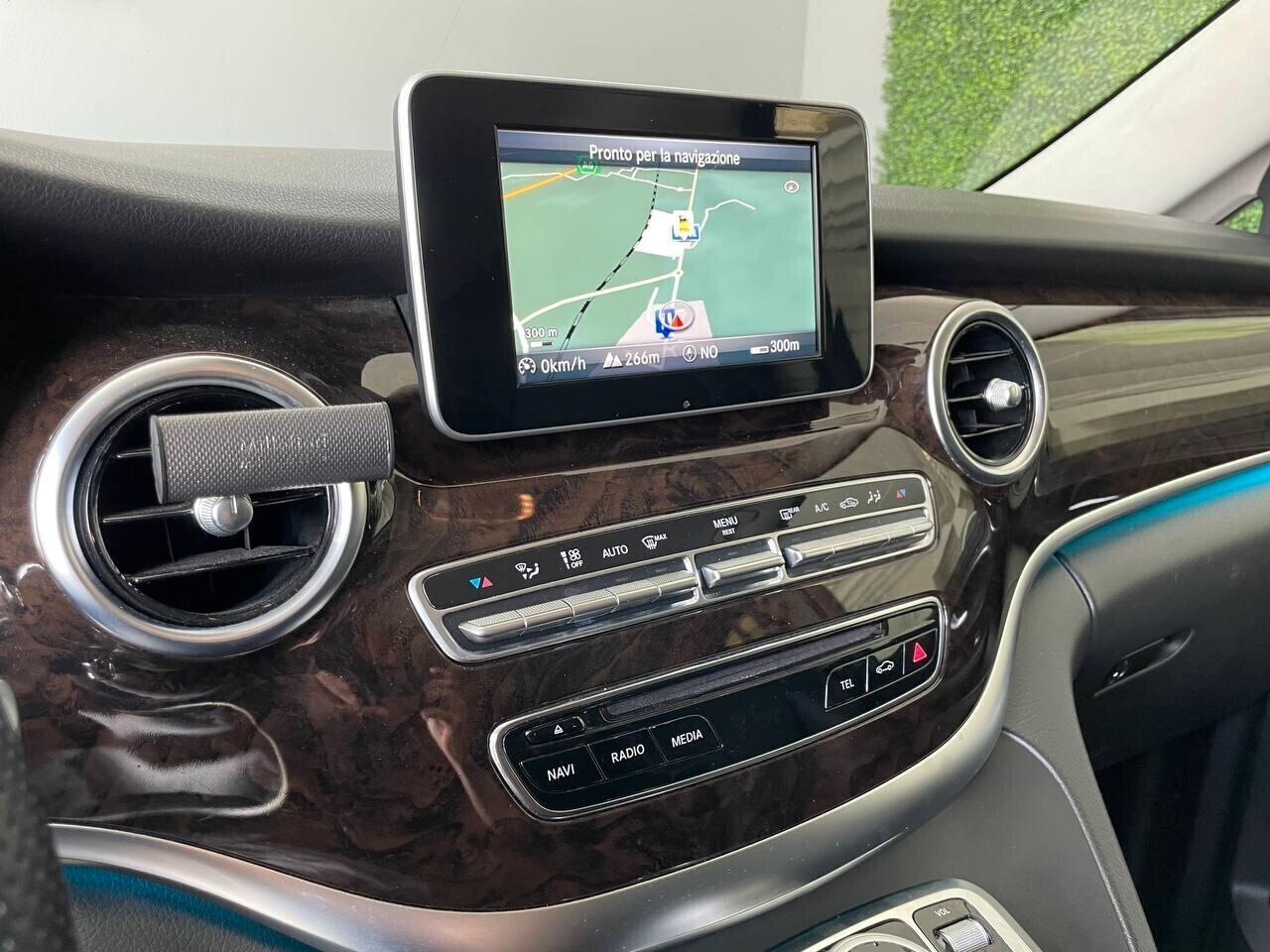 Mercedes V 250 - Automatic Premium Long - 8 POSTI