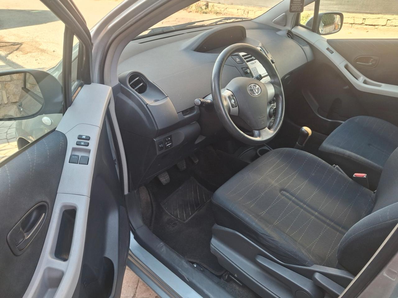 Toyota Yaris 1.4 D-4D 5 porte neopatentati