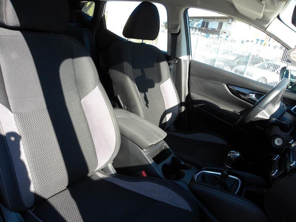 Nissan Qashqai 1.2cc 115cv PDC TEKNA CAMERA, NAVI, CERCHI, TEMPOMAT, MULTIFUNZIONE, PELLE, GARANTITA
