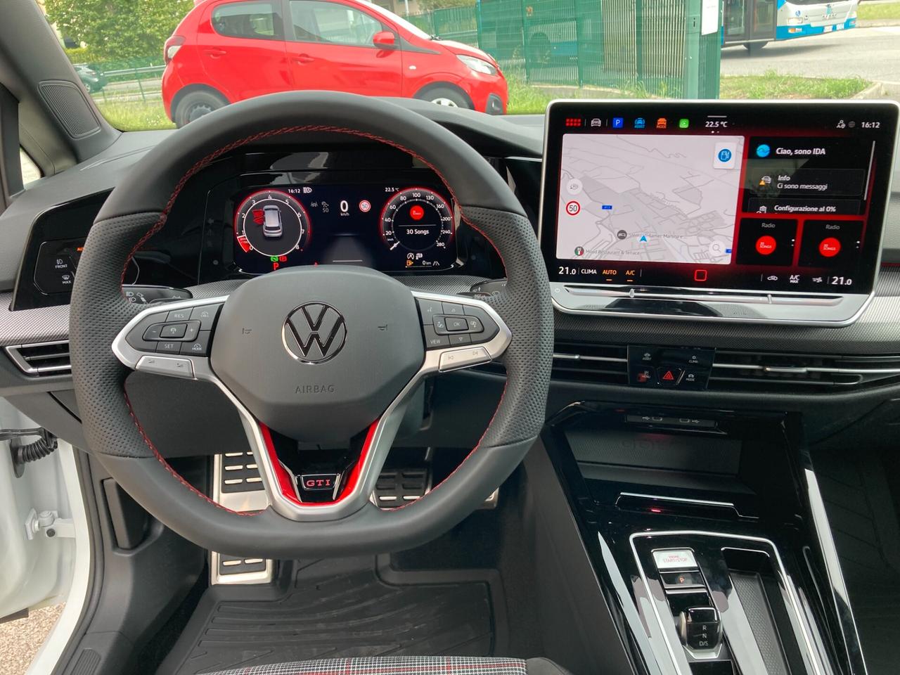 Volkswagen Golf GTI 8.5 265 CV.