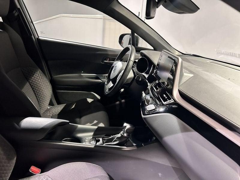Toyota C-HR C-HR 1.8 Hybrid E-CVT Active