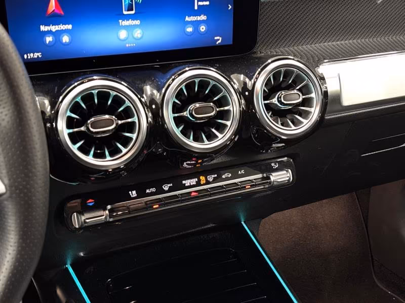 Mercedes GLB 180 AMG Line Advanced Plus 7G-DCT