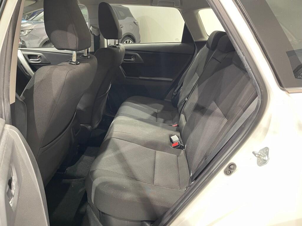 Toyota Auris Touring Sport 1.8 hybrid Lounge