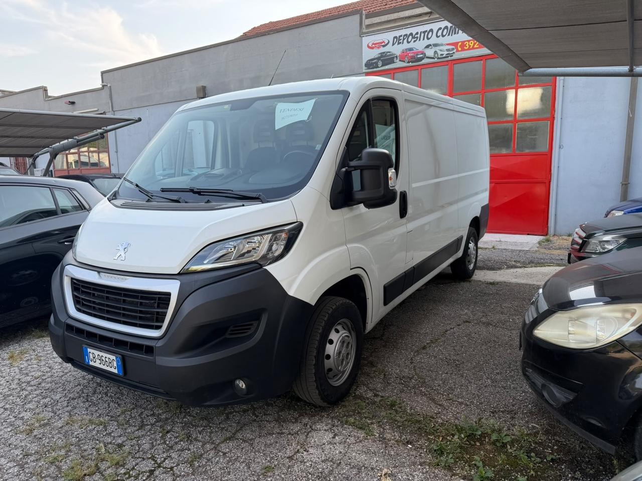 Peugeot Boxer 333 BlueHDi 140 S&S PM-TM Combi Comfort